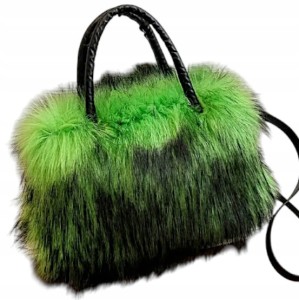 Damska Torebka ze sztucznego futra zamek regulowany pasek MODNA Zielona